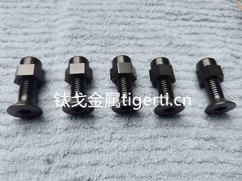 寶雞鈦戈金屬全廠上下齊心協(xié)力！加班加點，力趕工期！